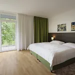 ホテル & Seminarkultur An Der Donau Wesenufer