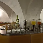 & Seminarkultur An Der Donau Wesenufer