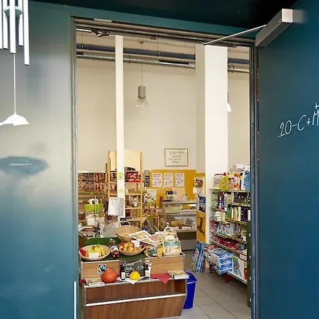 Hotell & Seminarkultur An Der Donau Wesenufer