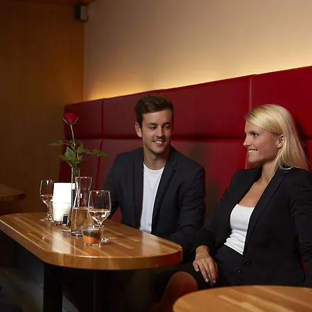 & Seminarkultur An Der Donau