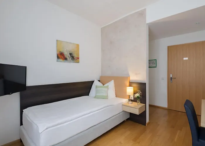 & Seminarkultur An Der Donau