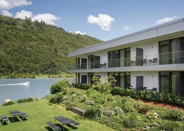 Otel & Seminarkultur An Der Donau 4*