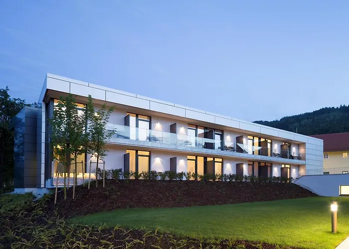 Otel & Seminarkultur An Der Donau 4*