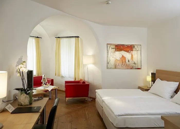 魏森乌弗多瑙河文化会议酒店